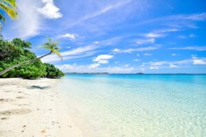 6 praias incríveis para viajar em casal em 2024