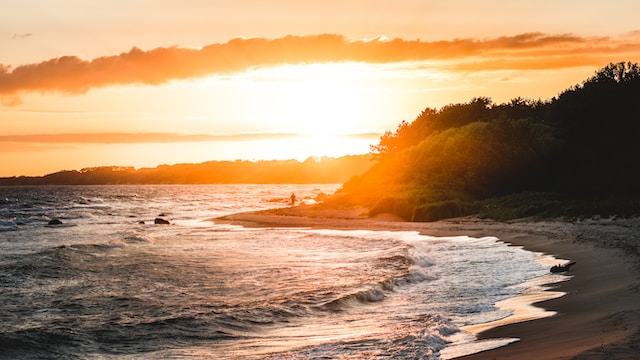 8 praias brasileiras para fugir do agito
