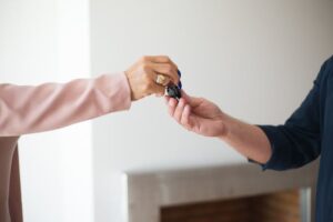 Vale a pena comprar um apartamento barato para alugar?
