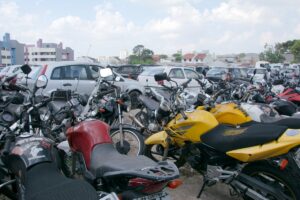O que são carros e motos recuperadas?