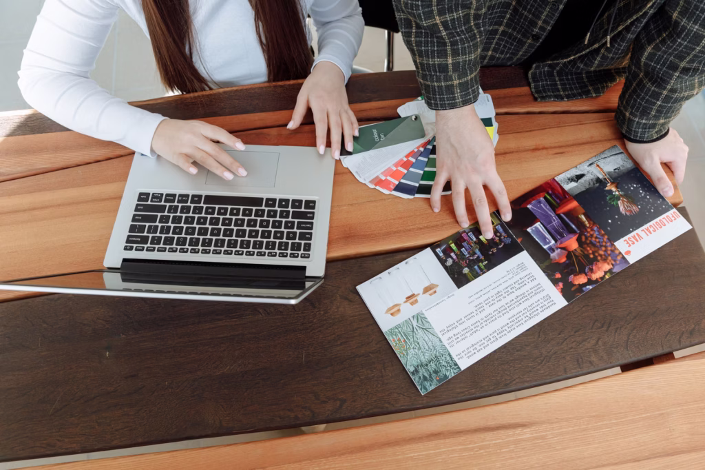 Agência de marketing digital em Curitiba: o que avaliar antes de fechar contrato